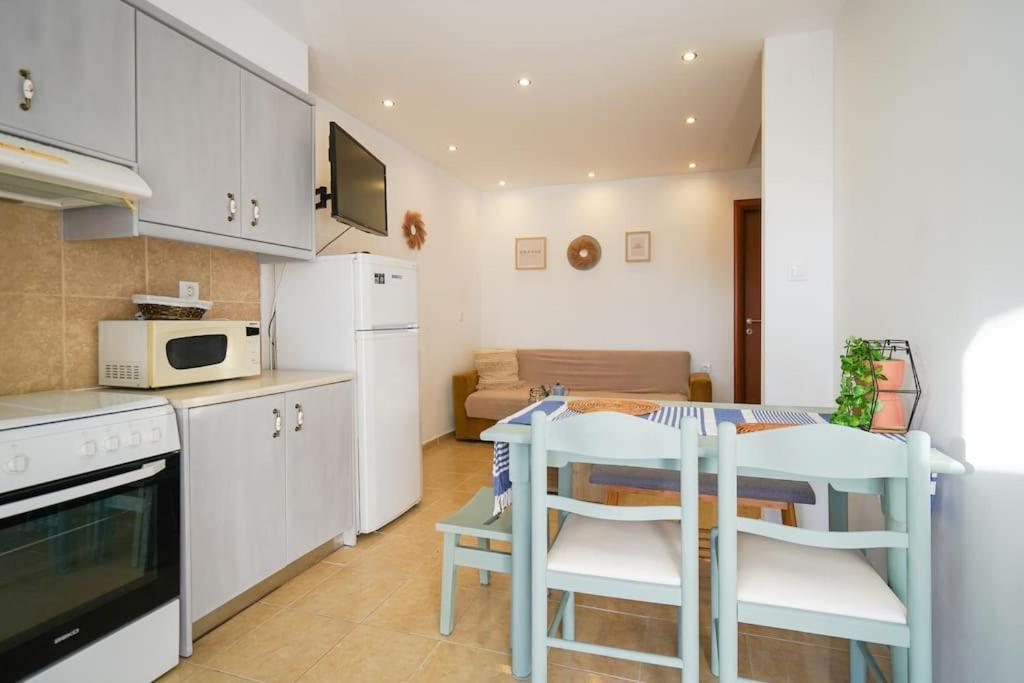 Apartamento Katerinas Garden Kámpos Exterior foto