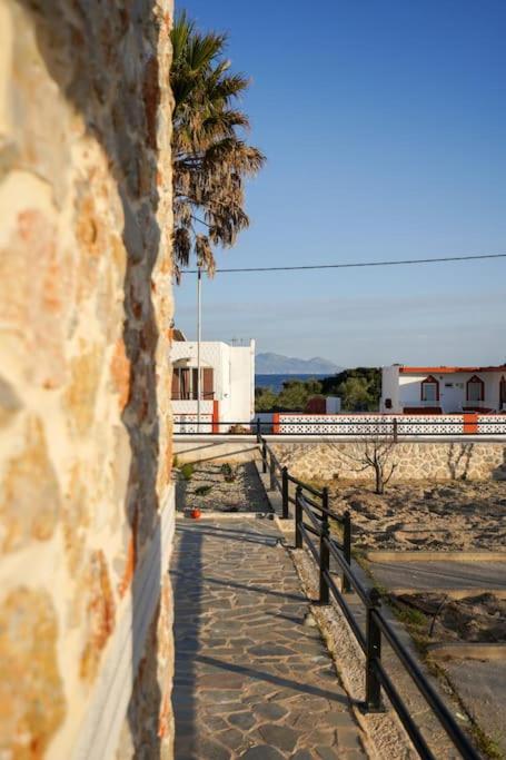 Apartamento Katerinas Garden Kámpos Exterior foto